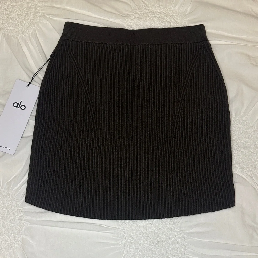 ALO Yoga Denim Knit High Waist Skirt Espresso/Black